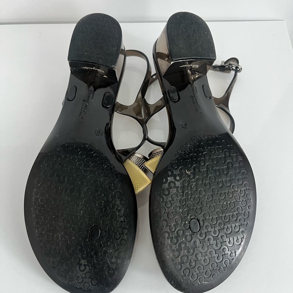SALVATORE FERRAGAMO Rubber T-Strap Sandals Sz 8 - Picture 2 of 6